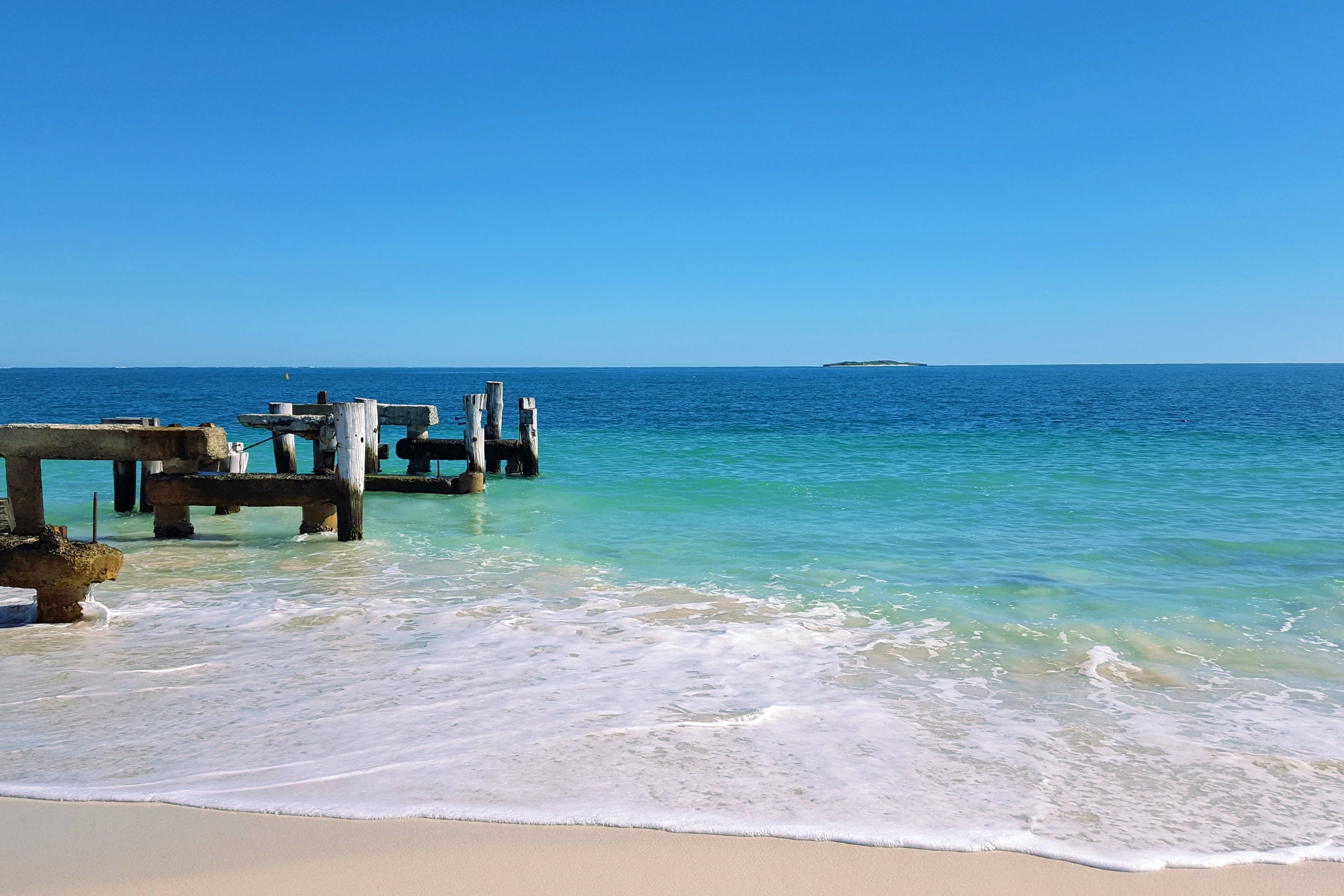 Jurien_Bay,_Western_Australia[1].webp